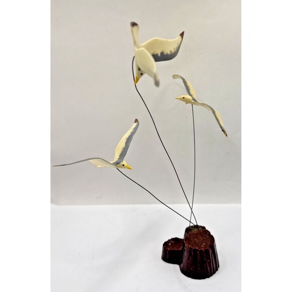 Other - 3 Seagulls in Flight Mod Kinetic Art Sculpture Lucite  Base